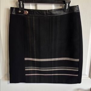 Elegant Black Striped Women's Pencil Skirt